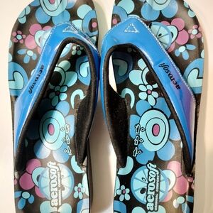 Aerosoft Floral Flip Flops